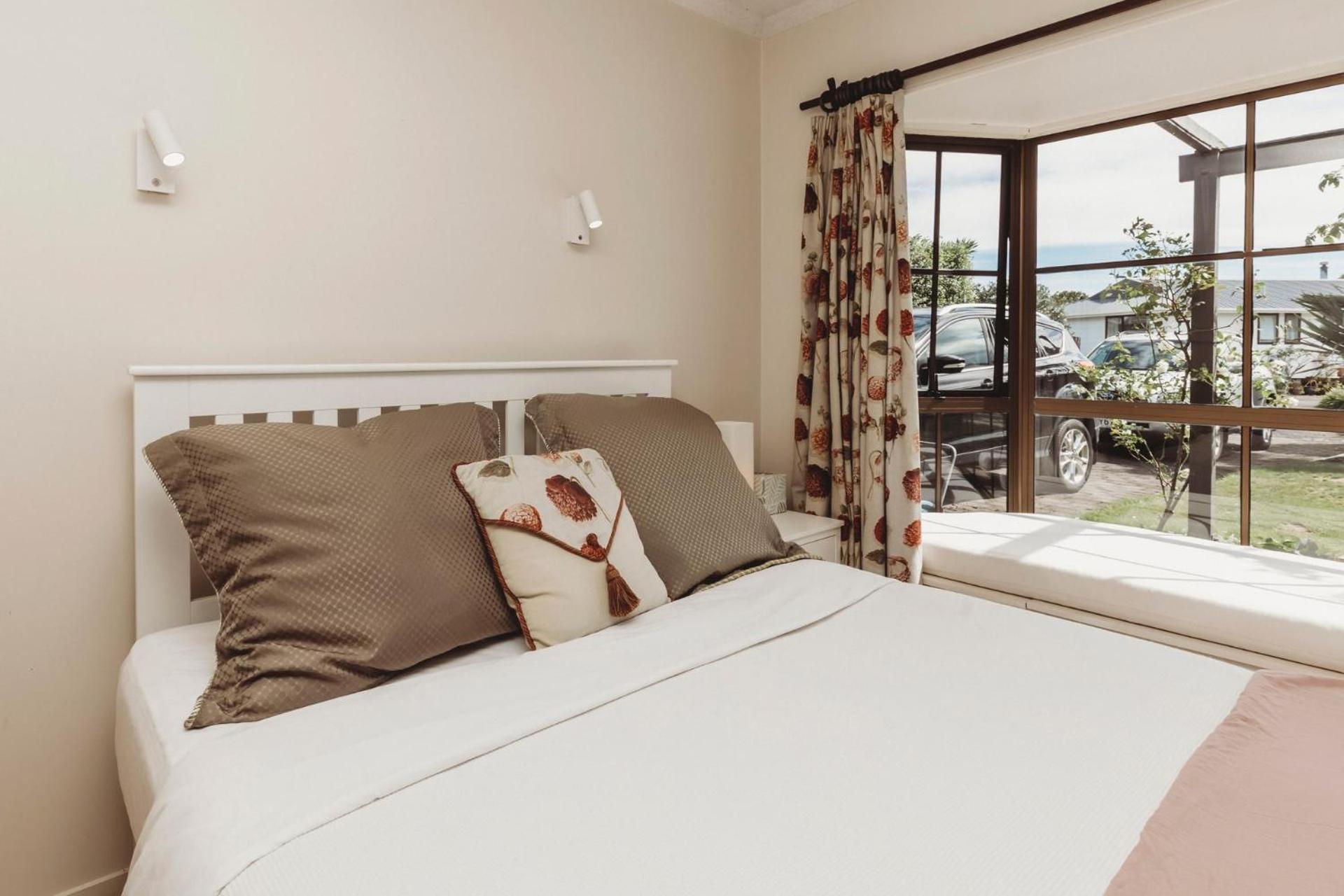 Family Fun - 4Br Home With Swimming Pool And Spa New Plymouth Exterior foto